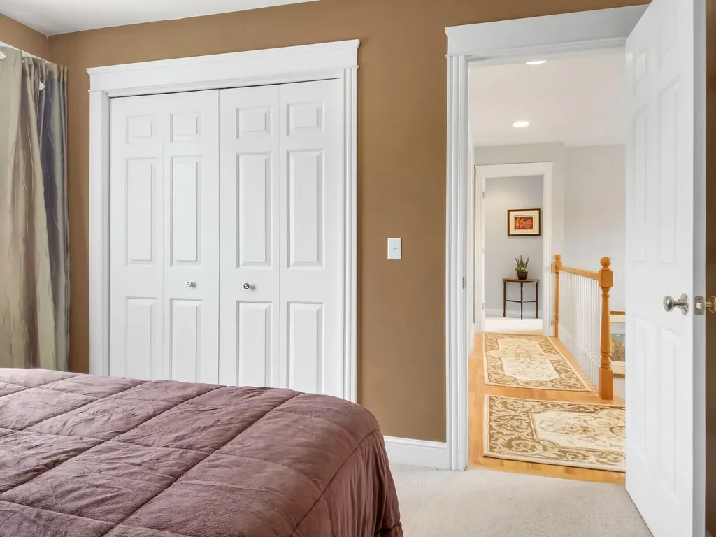 10 Twin Pond Road Topsham ME 04086