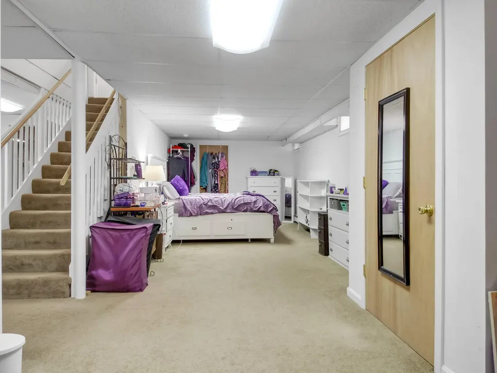 10 Twin Pond Road Topsham ME 04086
