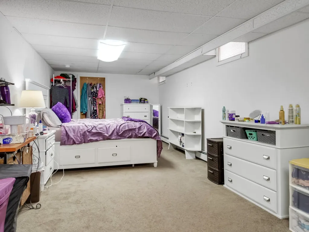 10 Twin Pond Road Topsham ME 04086