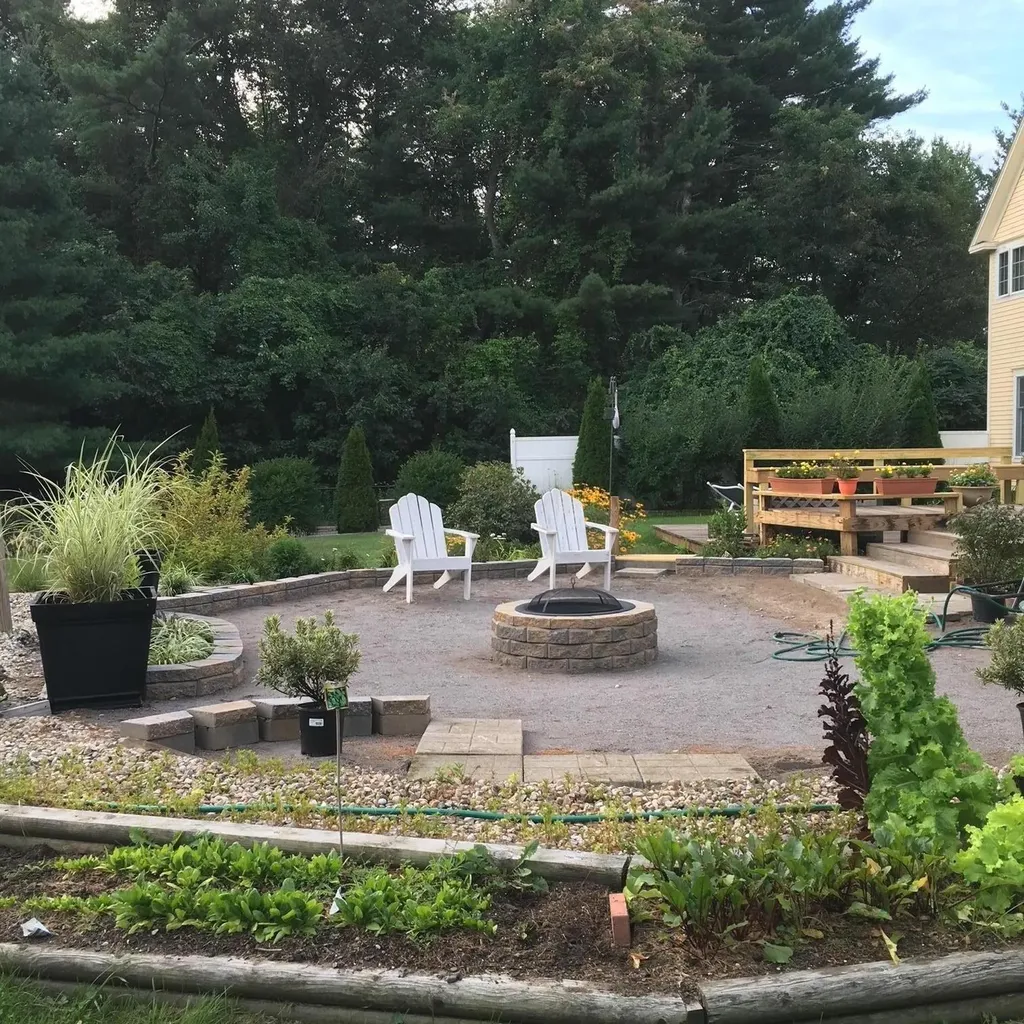 10 Twin Pond Road Topsham ME 04086