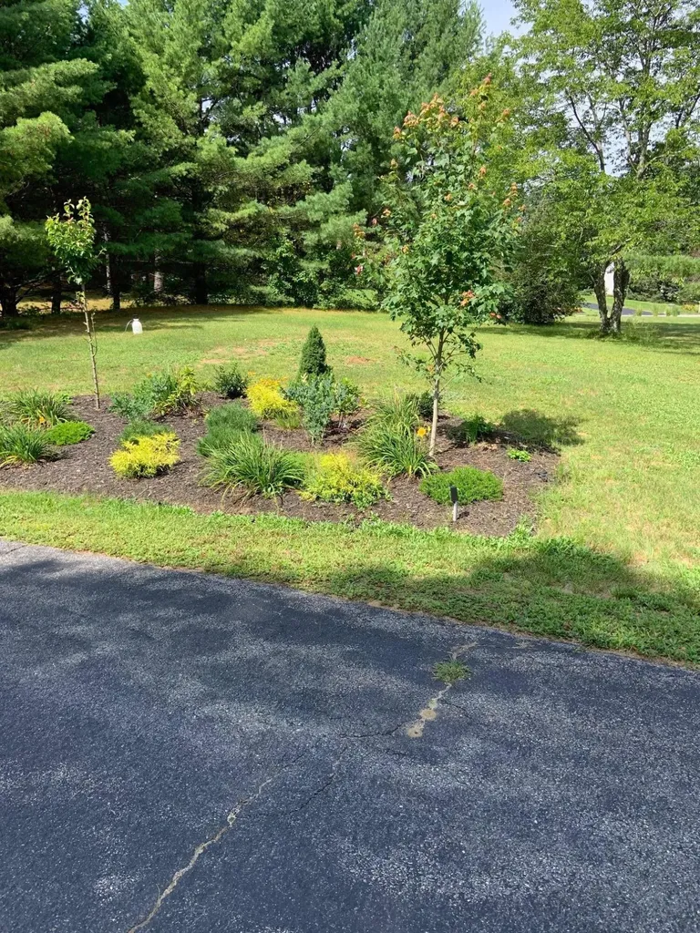 10 Twin Pond Road Topsham ME 04086