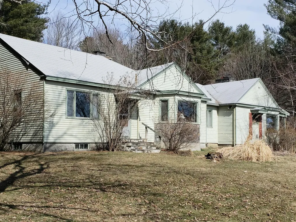 370 Readfield Road Manchester ME 04351