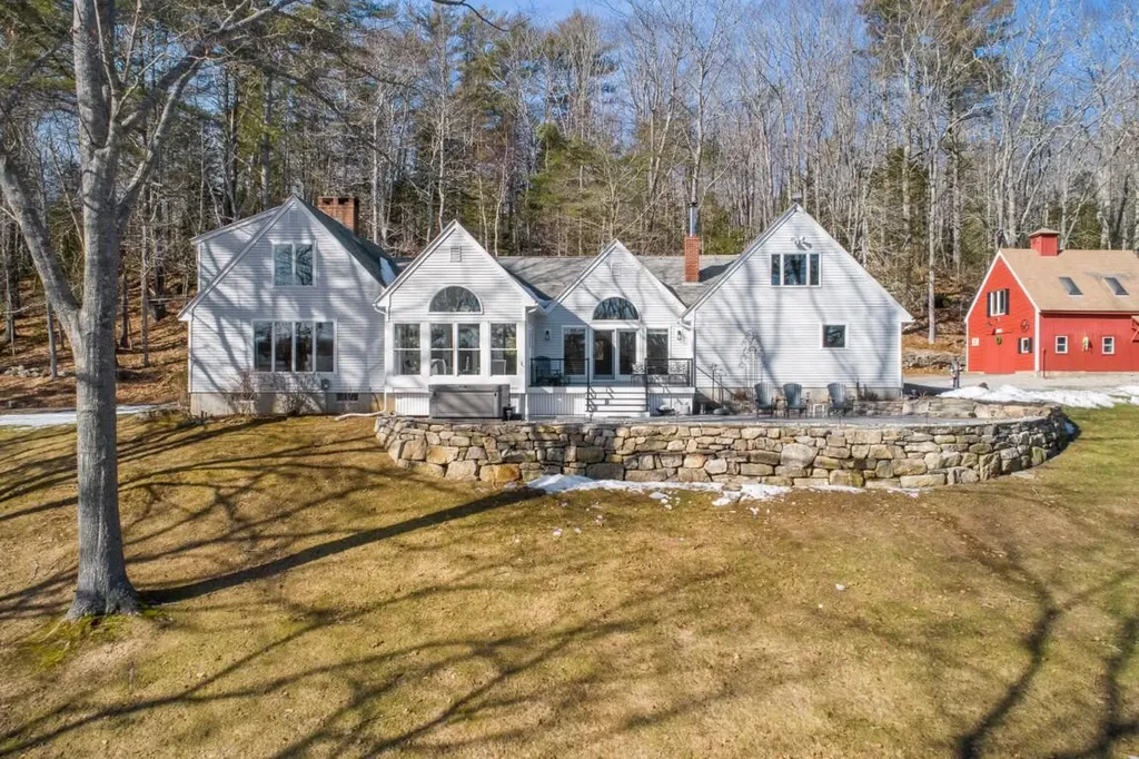 35 Great Oak Lane Boothbay ME 04537