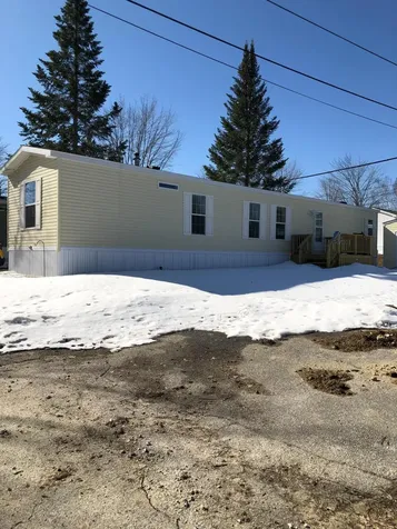 19 Kapote Drive Norway ME 04268