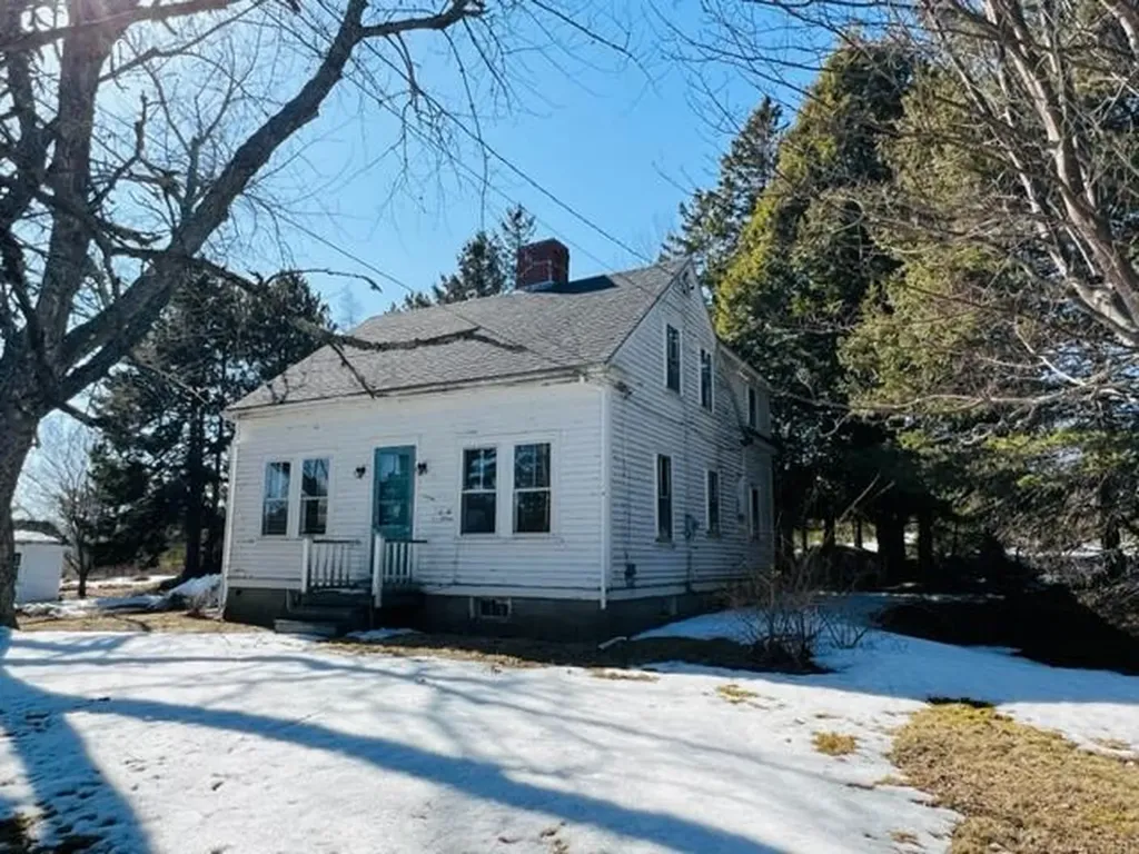 102 Ellsworth Road Blue Hill ME 04614