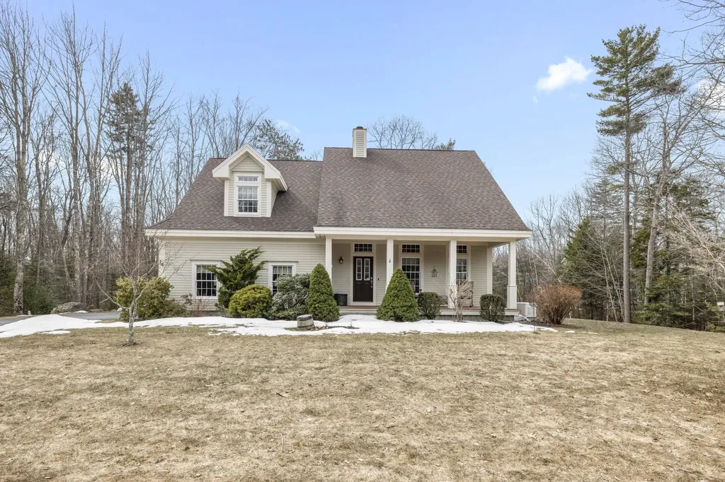 14 Squier Lane Kennebunkport ME 04046