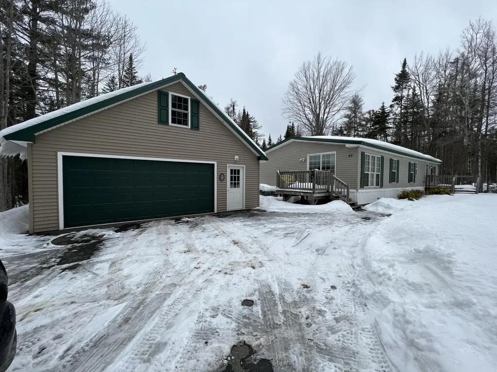 49 Rooks Road Eddington ME 04428