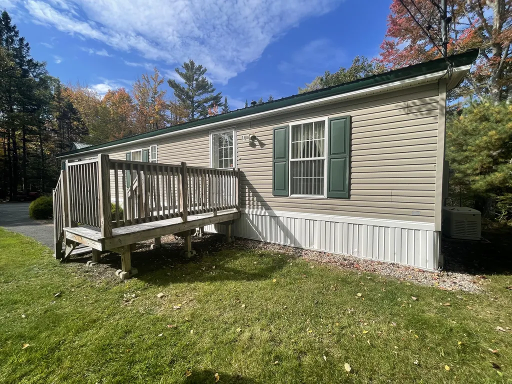 49 Rooks Road Eddington ME 04428