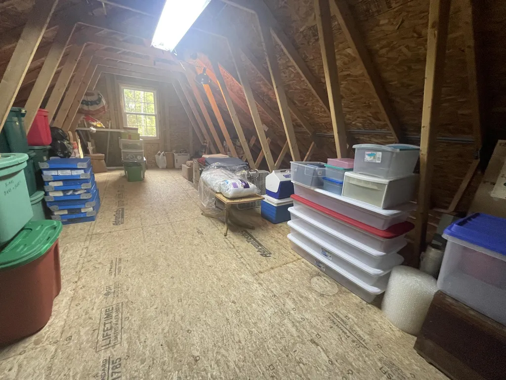 49 Rooks Road Eddington ME 04428