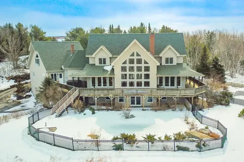 27 Pine Brae Lane Rockport ME 04856