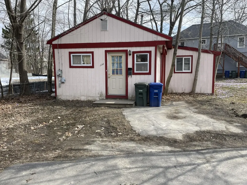 134 Rochester Street Westbrook ME 04092