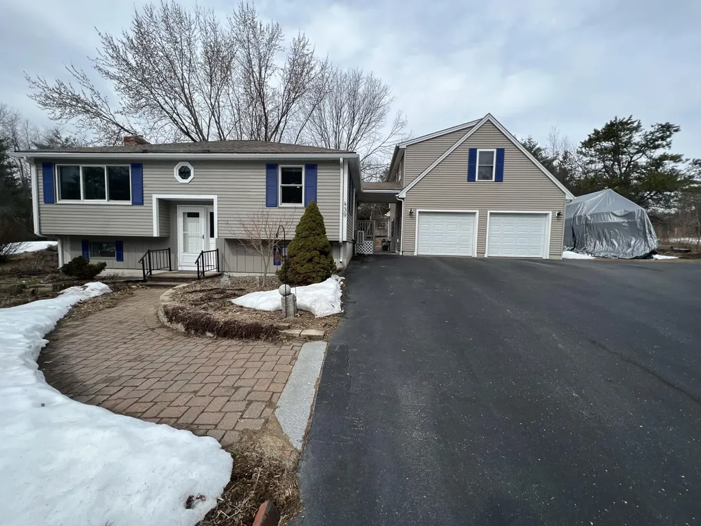 39 Thompson Street Wells ME 04090