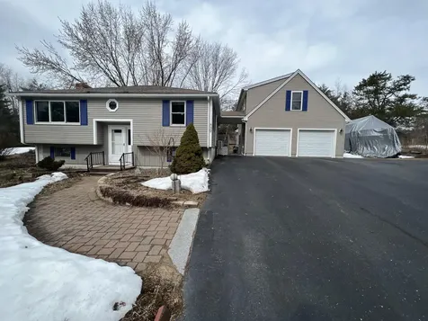 39 Thompson Street Wells ME 04090