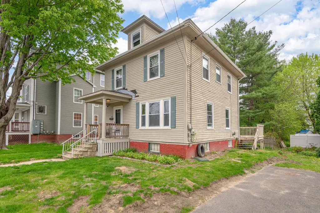 18 Longfellow Street Westbrook ME 04092