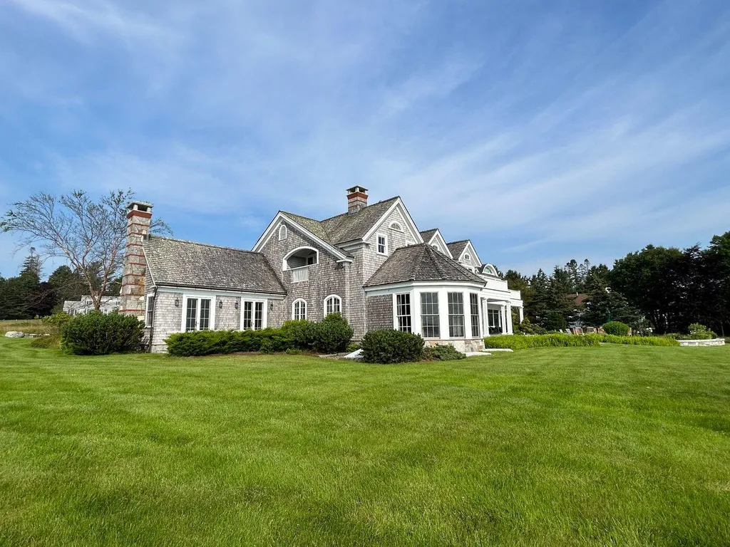 425A Seawall Road Southwest Harbor ME 04679