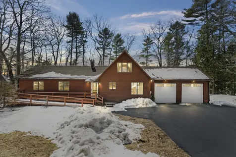 17 Evergreen Way Orland ME 04472