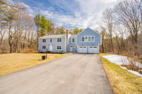 3 Hartley Farm Lane Kittery ME 03904
