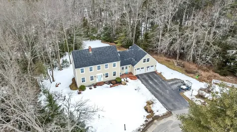 21 Wynmoor Drive Scarborough ME 04074