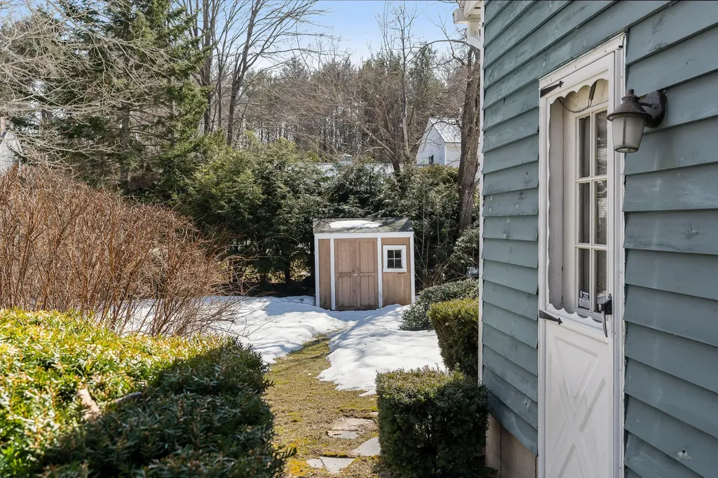 89 Hennessey Avenue Brunswick ME 04011