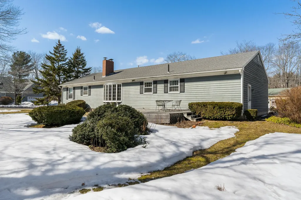 89 Hennessey Avenue Brunswick ME 04011