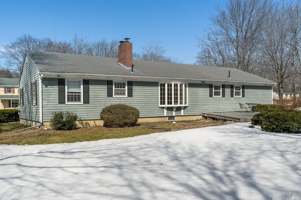 89 Hennessey Avenue Brunswick ME 04011