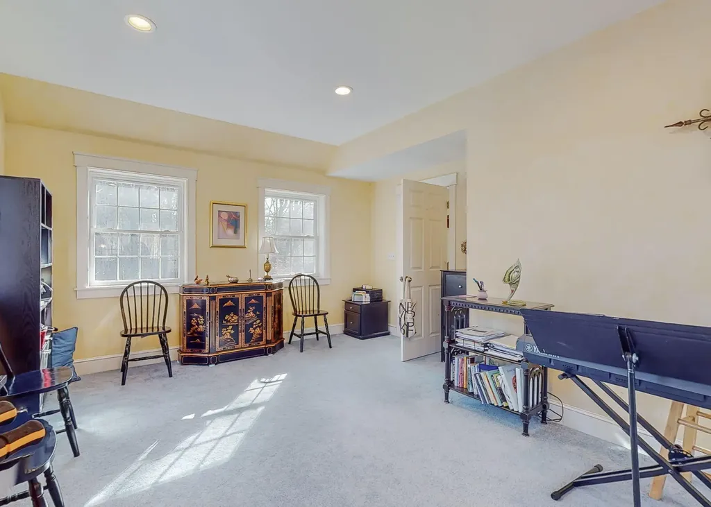 7 Evergreen Drive Arundel ME 04046