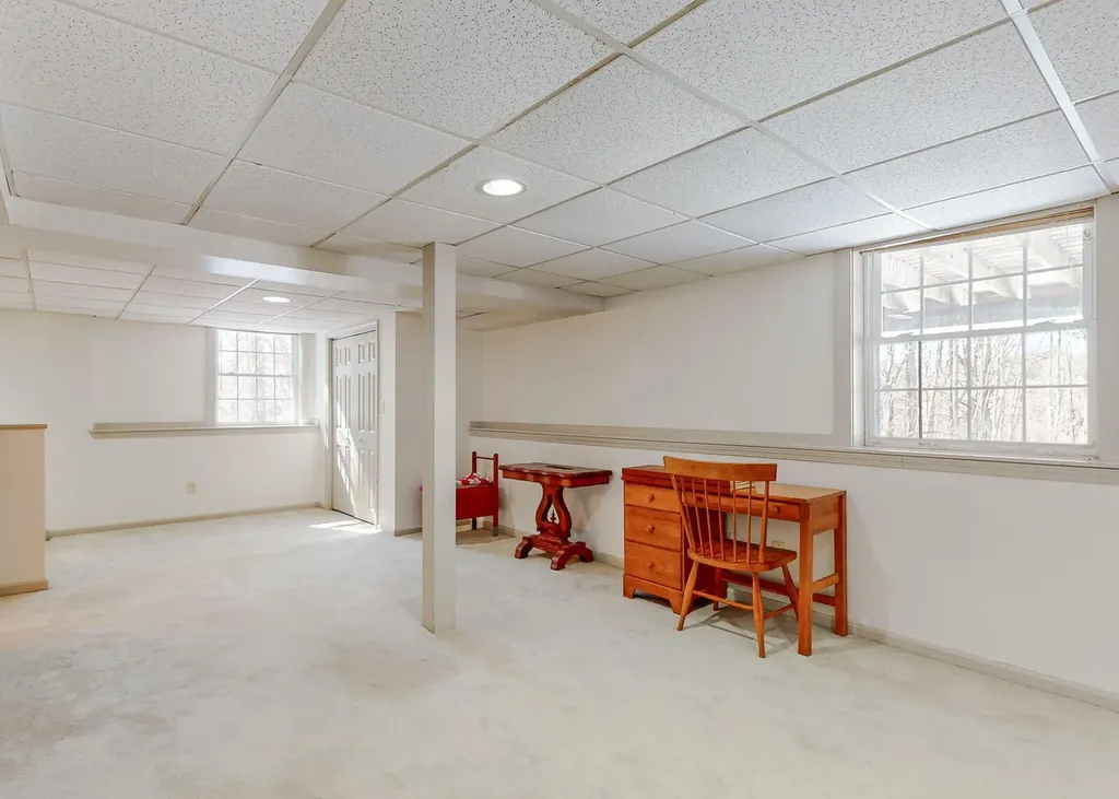 7 Evergreen Drive Arundel ME 04046
