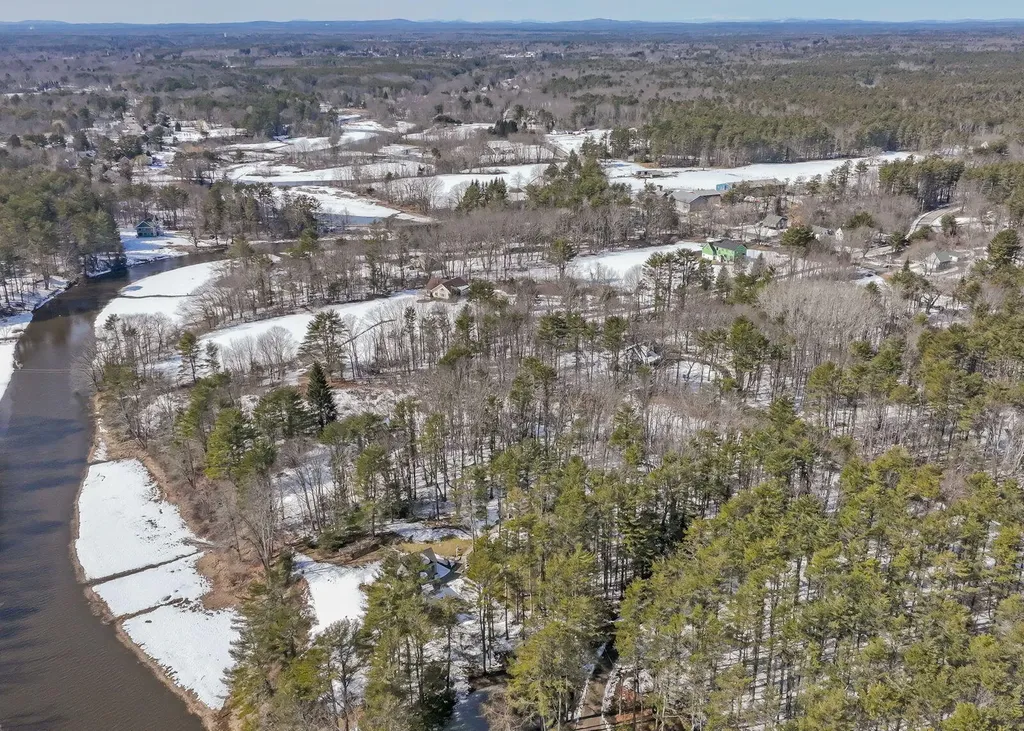 7 Evergreen Drive Arundel ME 04046