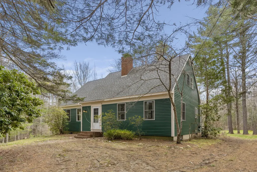 76 Mistic Avenue Rockport ME 04856