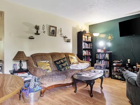 24 Manning Drive West Gardiner ME 04345