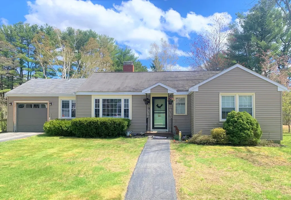 3 Colonial Drive Kennebunk ME 04043