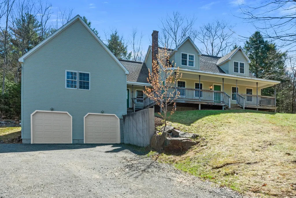 228 Peck Road Acton ME 04001