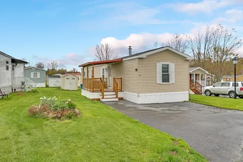 65 Blackberry Place Kittery ME 03904
