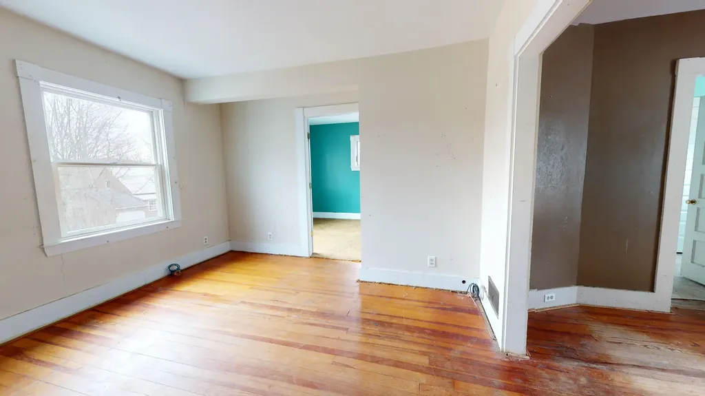 636 Spring Avenue Rumford ME 04276