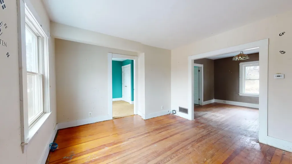 636 Spring Avenue Rumford ME 04276