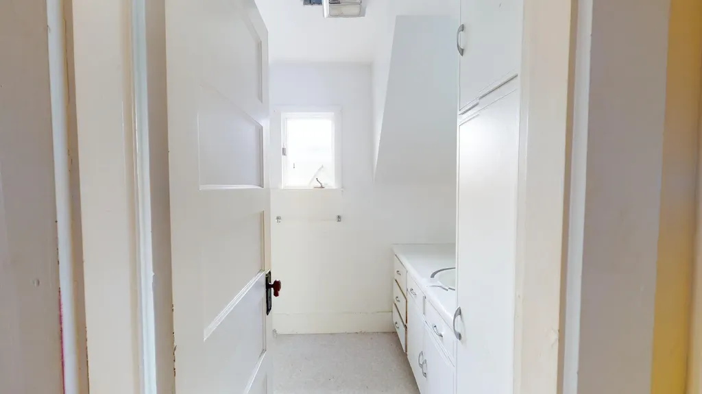 636 Spring Avenue Rumford ME 04276