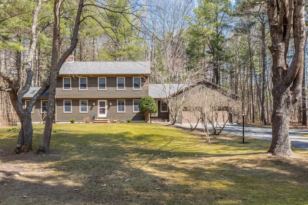 11 Ottawa Woods Road Scarborough ME 04074