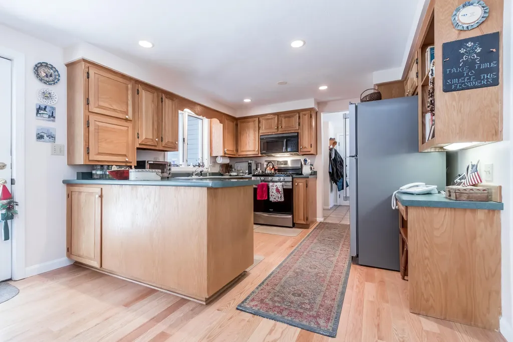 11 Ottawa Woods Road Scarborough ME 04074