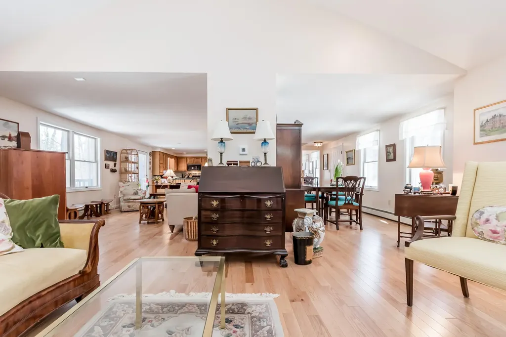 11 Ottawa Woods Road Scarborough ME 04074