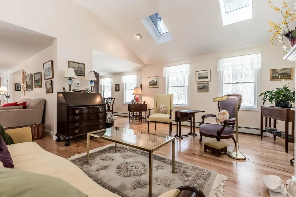 11 Ottawa Woods Road Scarborough ME 04074