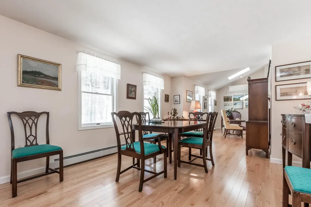11 Ottawa Woods Road Scarborough ME 04074