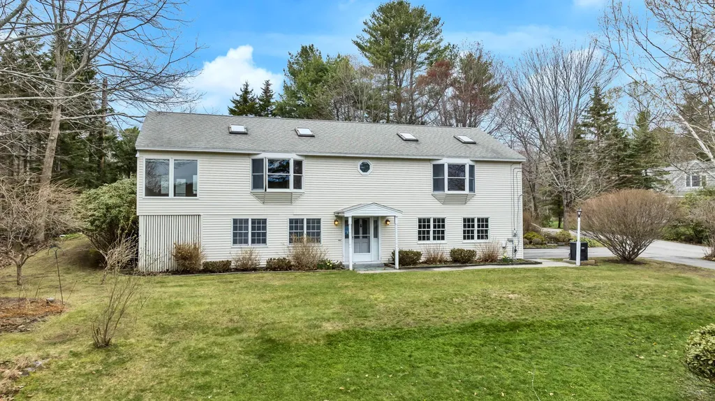 67 Ocean Reach Yarmouth ME 04096