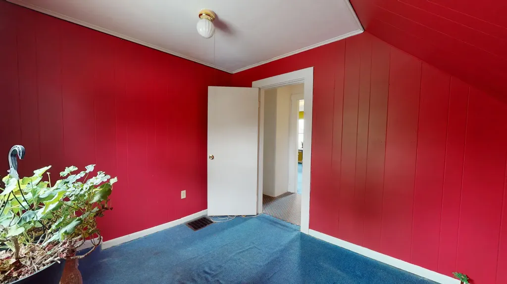 18 Grove Street Waterville ME 04901