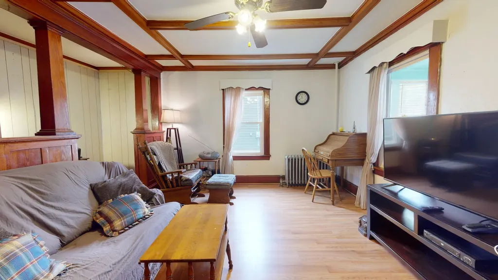 18 Grove Street Waterville ME 04901