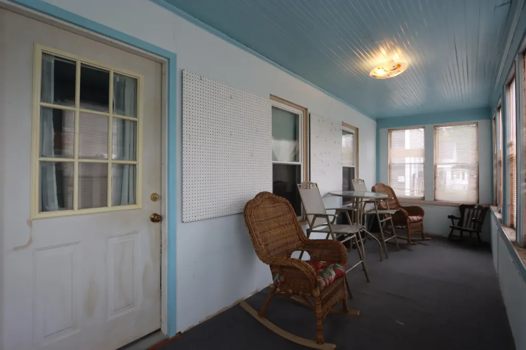 18 Grove Street Waterville ME 04901