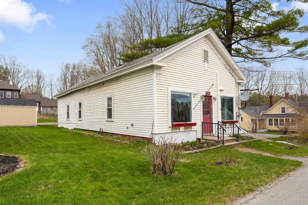 1139 Main Street Readfield ME 04355