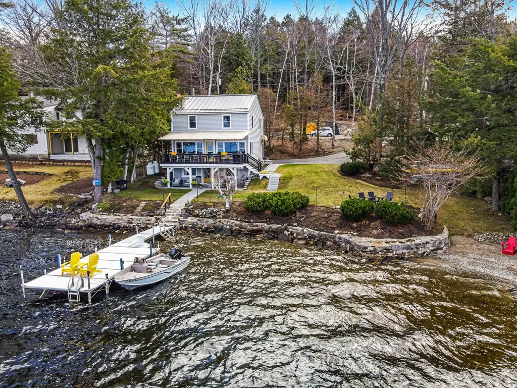 668 Memorial Drive Winthrop ME 04364