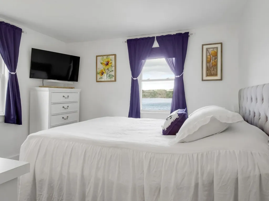 668 Memorial Drive Winthrop ME 04364