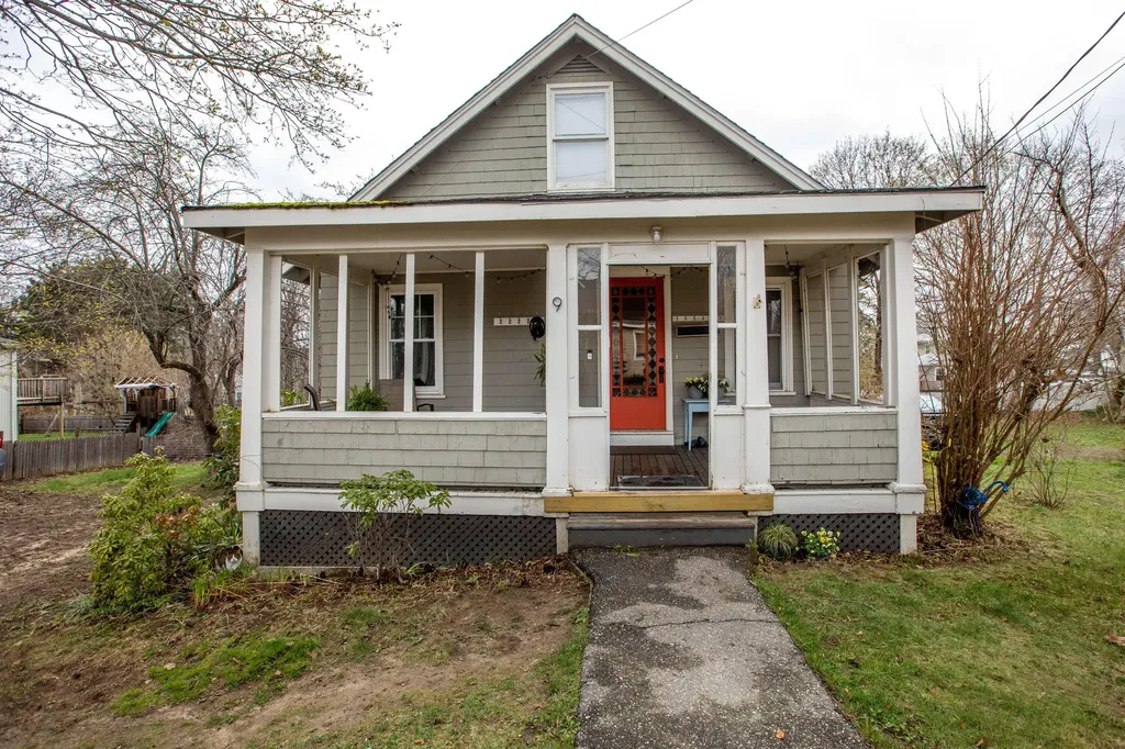 9 Libby Street Scarborough ME 04074