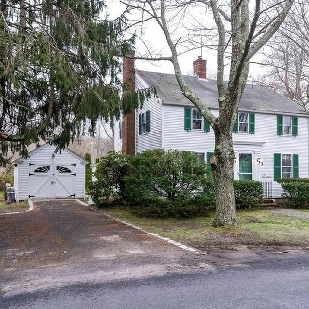 7 Elm Street Kennebunkport ME 04046